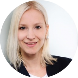 Anna Dollhäubl - Intercessio GmbH-rund-6x6